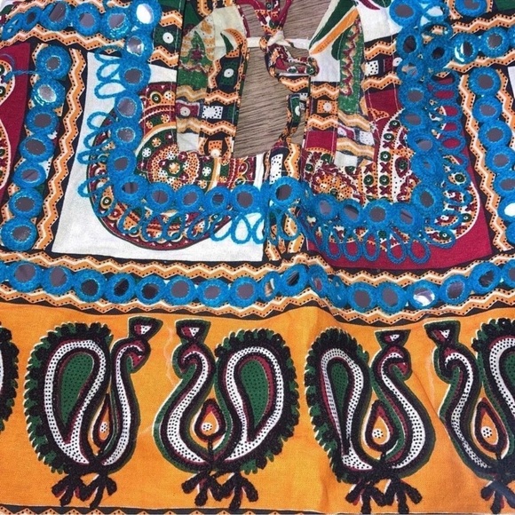 Blue and Yellow Short Sleeve Crop Blouse with Tie Front - Picture 6 of 13